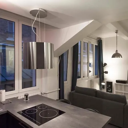 Design Studio Near Montmartre Apartamento París